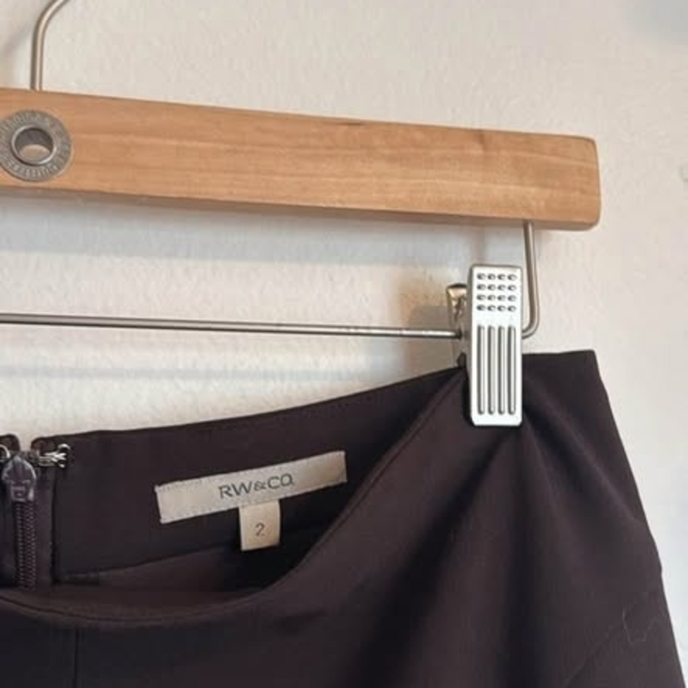 RW&CO. MAXI Skirt in Chocolate Colour - Picture 3 of 3